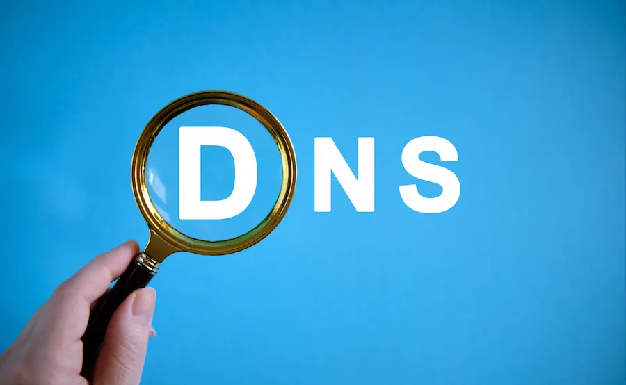 Logo DNS menedzser modernizálása a könnyebb kezelhetőségért